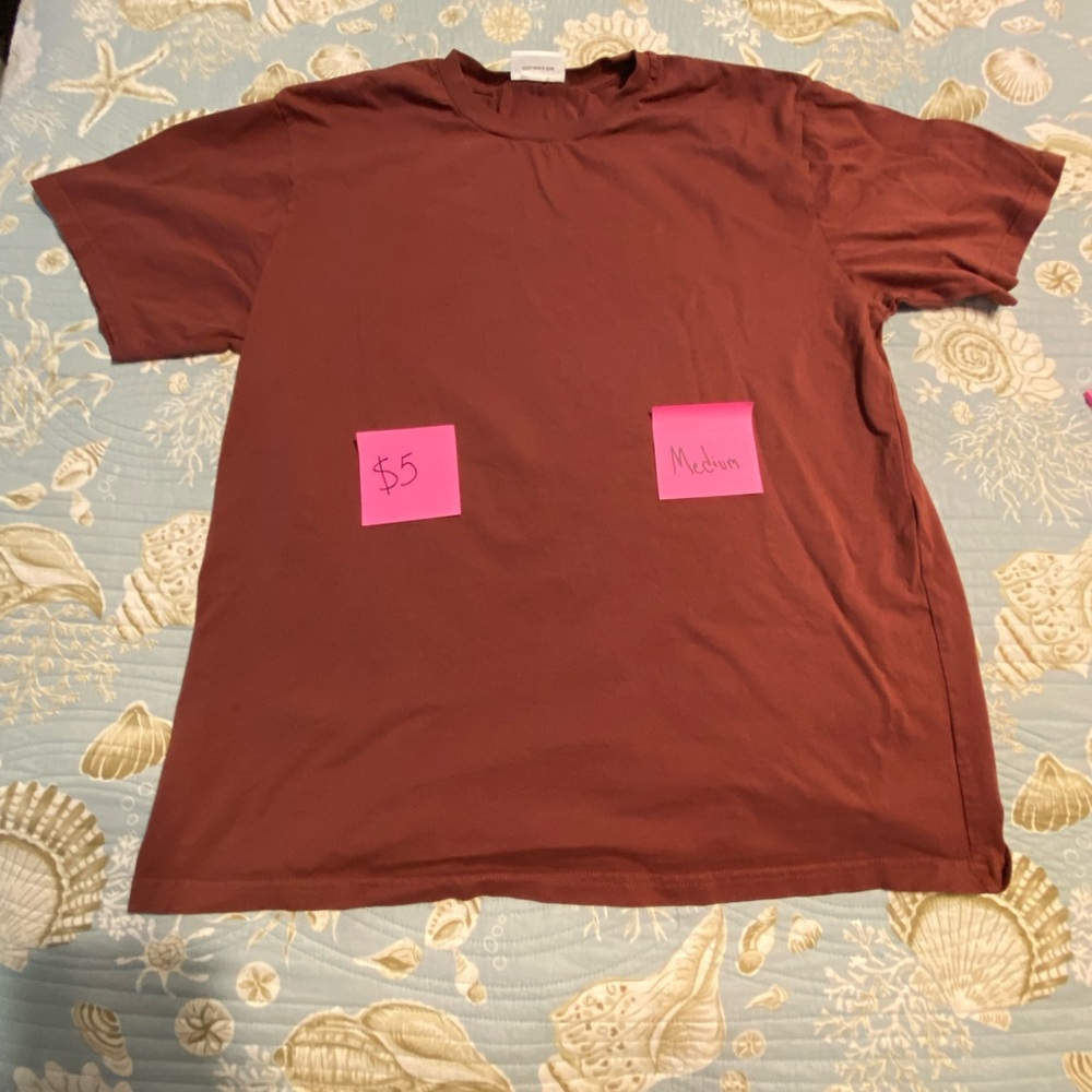 Short sleeve tee